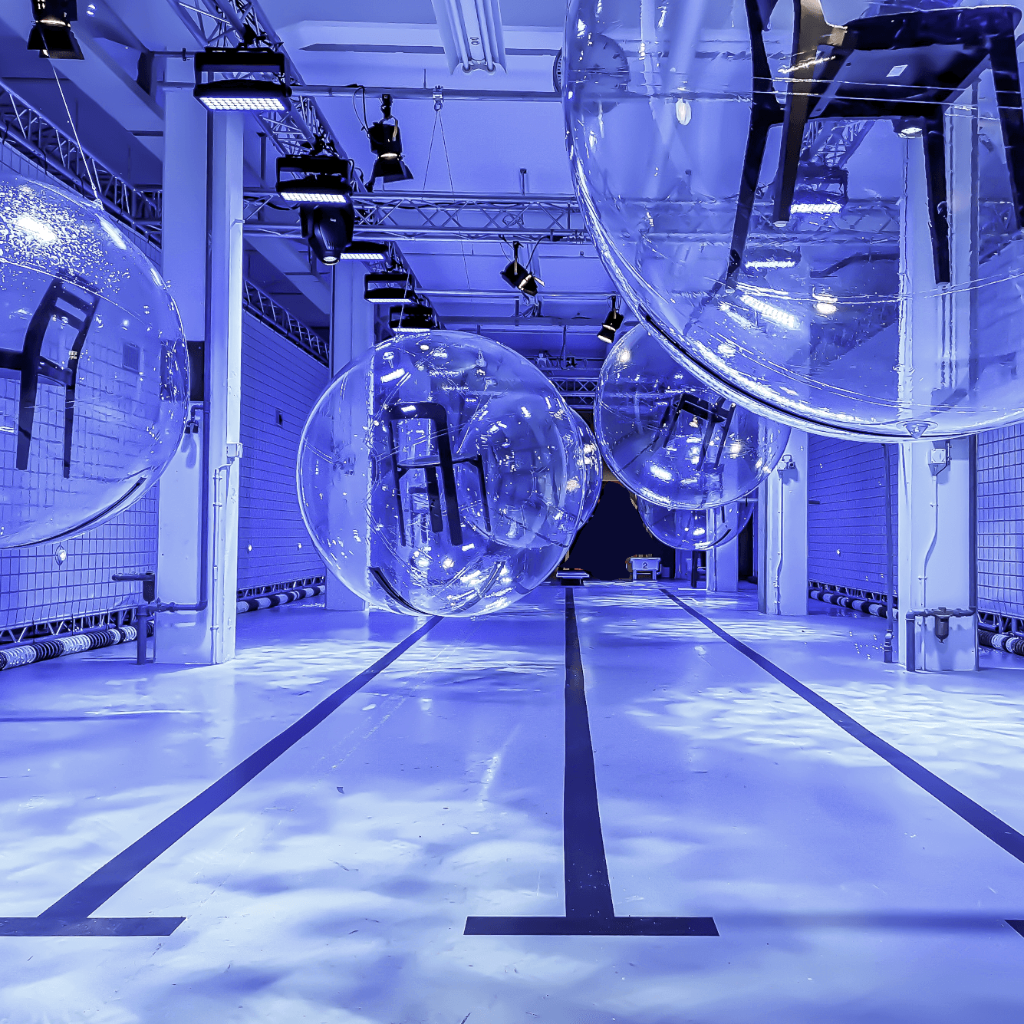 Water Walking Ball - original by Lauf!Ball Deutsche Inflatable by Inflatable24.com